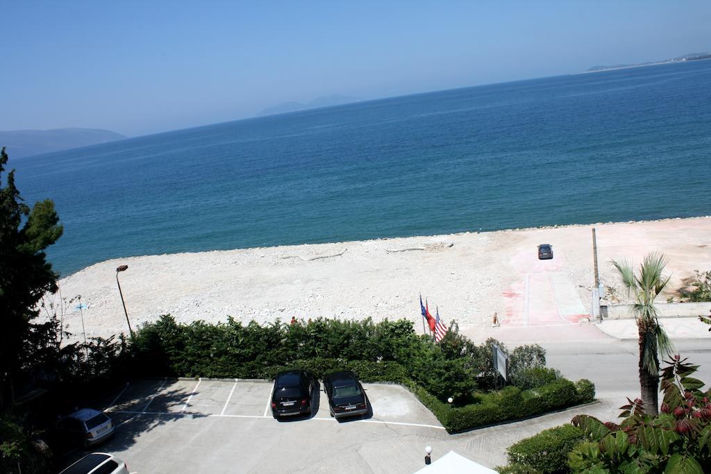 מלון Vlorë Ambasador מראה חיצוני תמונה